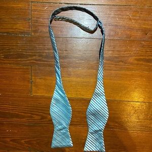 Silver and blue striped Alfani bow tie
